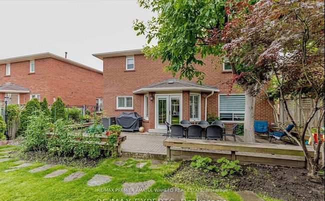 166 Killian Rd, House other with 5 bedrooms, 4 bathrooms and 2 parking in Maple ON | Image 47