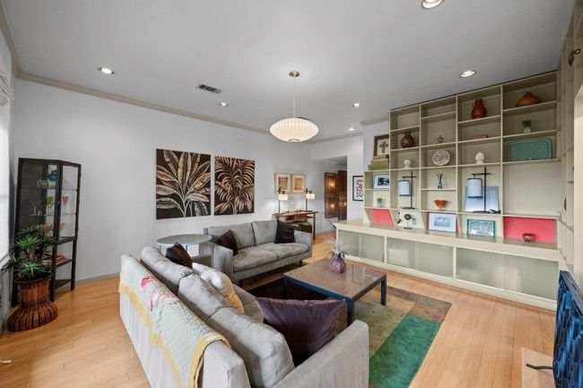 APT-403 - 1200 Baylor St, Condo with 2 bedrooms, 2 bathrooms and 1 parking in Austin TX | Image 6