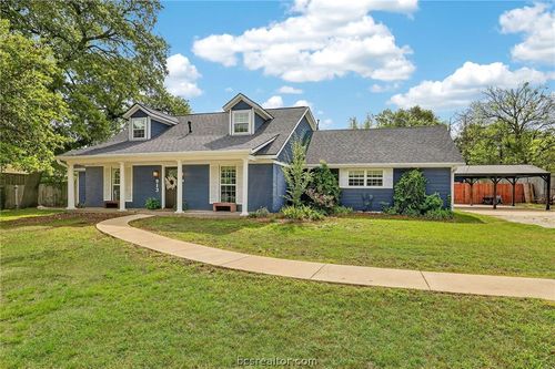 913 Park Ln, Bryan, TX, 77802-4358 | Card Image