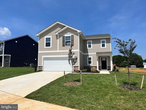 661 Armstrong Ave, HAGERSTOWN, MD, 21740 | Card Image