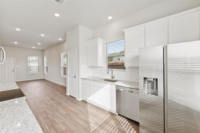 2116 Cedar Bend Dr, House other with 3 bedrooms, 3 bathrooms and 2 parking in Conroe TX | Image 11