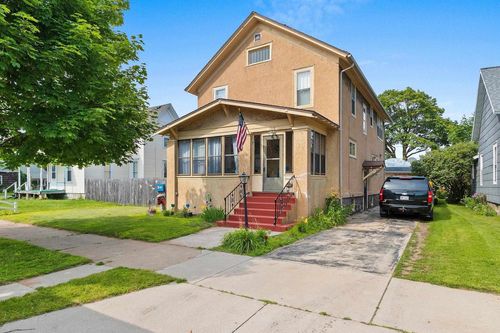 1318 Prescott Street, Marinette, WI, 54143 | Card Image