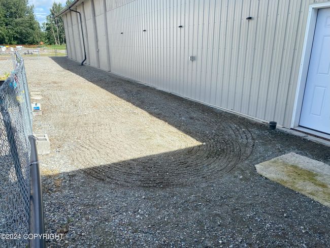 Dog run position 1 | Image 23