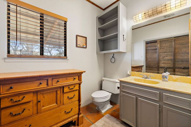 Guest Bathroom | Image 20