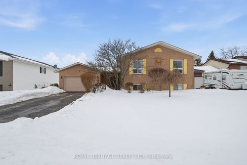 3 Wendy'S Lane, Brighton, ON, K0K1H0 | Card Image