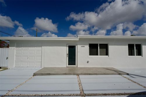 10381 Sw 32nd St, Miami, FL, 33165-2813 | Card Image