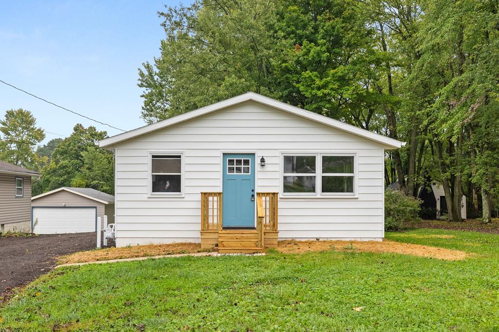Ireland Blvd, Ontario, OH 44906