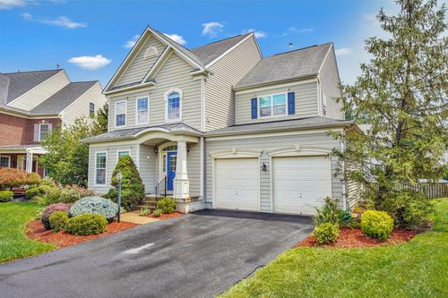 10609 Moselle Ct, MANASSAS, VA, 20112-2432 | Card Image