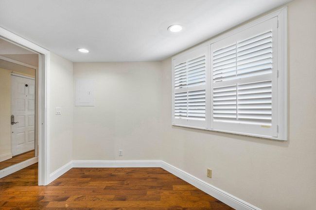 APT-205 - 19800 Sandpointe Bay Dr, Condo with 2 bedrooms, 3 bathrooms and null parking in Tequesta FL | Image 16
