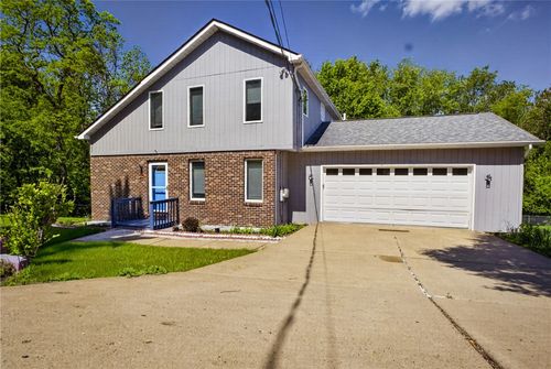 59 Hartl Ln, Pittsburgh, PA, 15227-4121 | Card Image