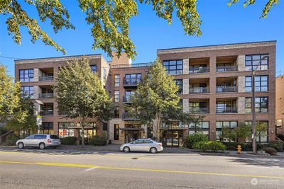 410 - 4116 California Avenue Sw, Condo with 2 bedrooms, 2 bathrooms and 1 parking in Seattle WA | Image 1