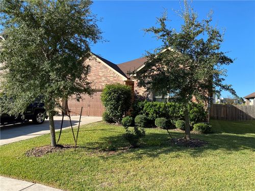 14428 Lake Victor Dr, Pflugerville, TX, 78660-5470 | Card Image
