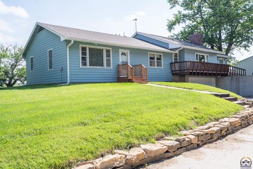 9643 Y Rd, Meriden, KS, 66512 | Card Image