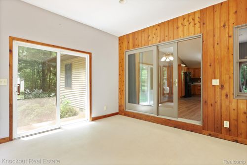 3901 Hanes Rd, Vassar, MI, 48768-9297 | Card Image