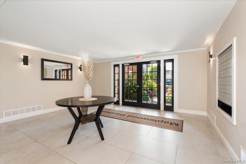 apt-2kk-111 S Centre Ave, Rockville Centre, NY, 11570-5720 | Card Image