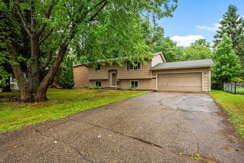 818 Orange St, Circle Pines, MN, 55014-2122 | Card Image