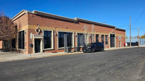 248 Idaho St S, Twin Falls, ID, 83301-6204 | Card Image