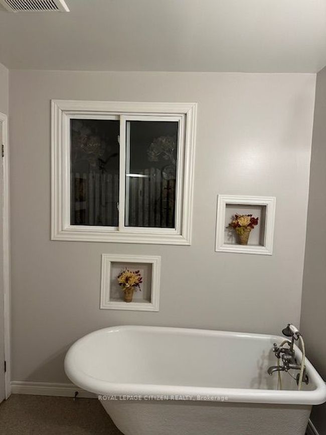 394073 County Rd 12, House other with 5 bedrooms, 2 bathrooms and 6 parking in Amaranth ON | Image 15