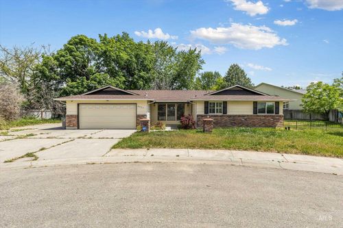 8921 W Sunflower Ct, Boise, ID, 83704-6948 | Card Image