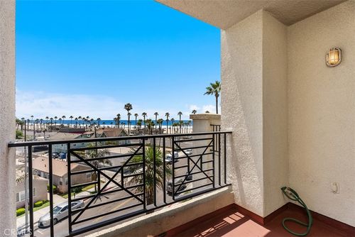 302-200 Pacific Coast Hwy, Huntington Beach, CA, 92648-5162 | Card Image