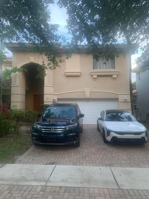 433 Gazetta Way, West Palm Beach, FL, 33413 | Card Image