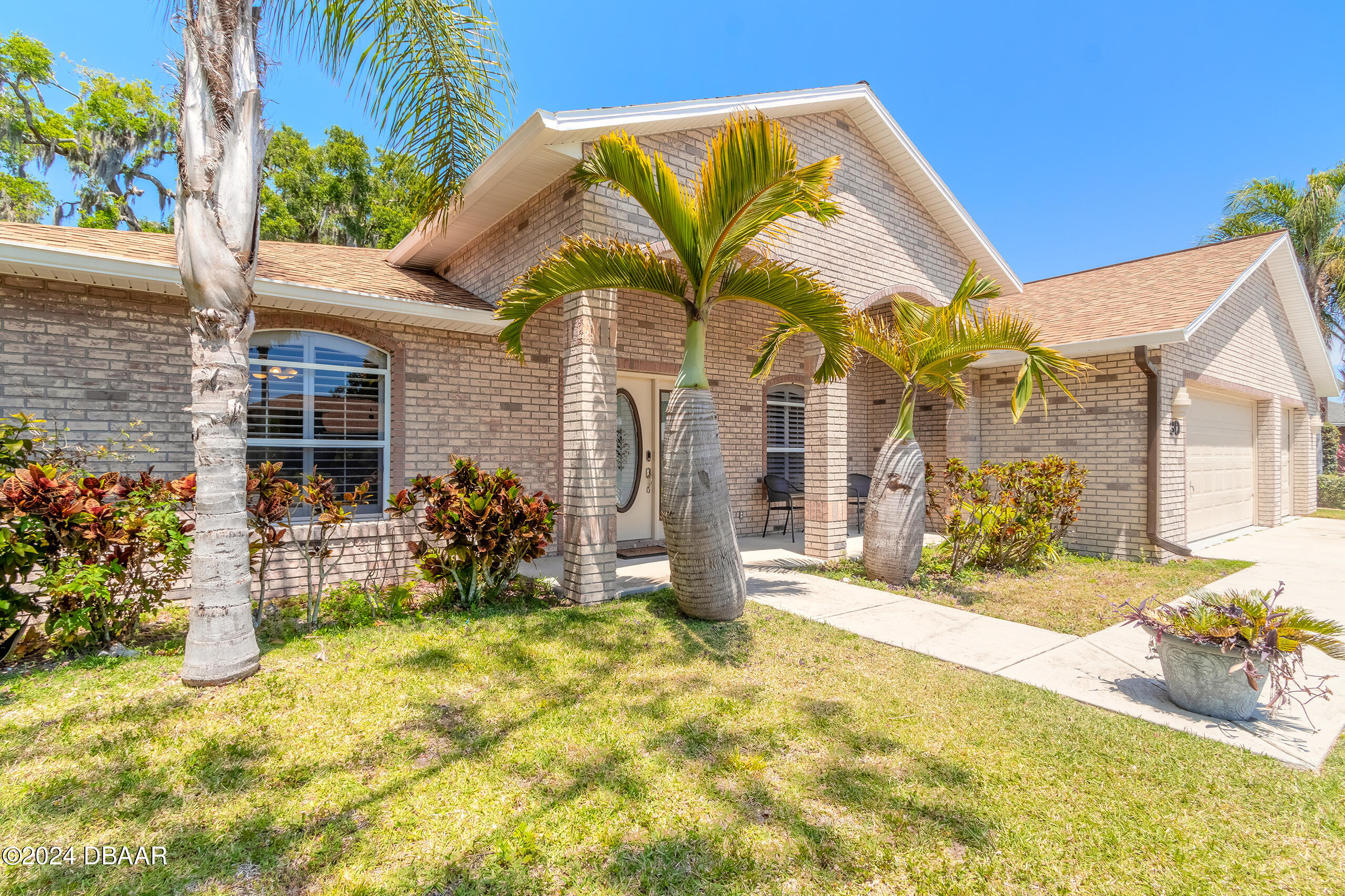 Spinnaker Cir, South Daytona, FL 32119