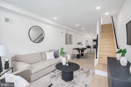 3957 Wyalusing Ave, PHILADELPHIA, PA, 19104-1125 | Card Image