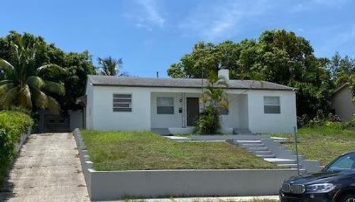 3808 Westview Ave, West Palm Beach, FL, 33407-4036 | Card Image