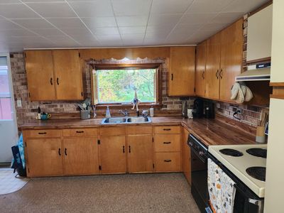 708 Central Ave N, House other with 3 bedrooms, 1 bathrooms and 2 parking in Crandon WI | Image 3