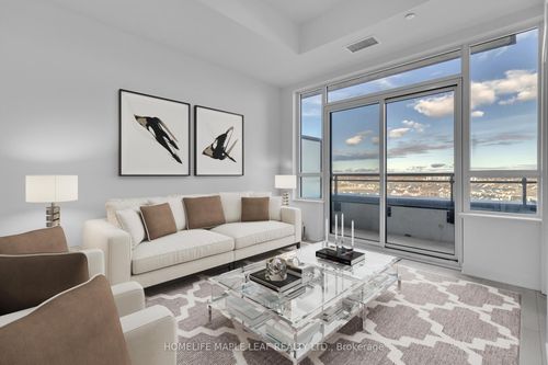 lph01-395 Dundas St W, Oakville, ON, L6M5R8 | Card Image