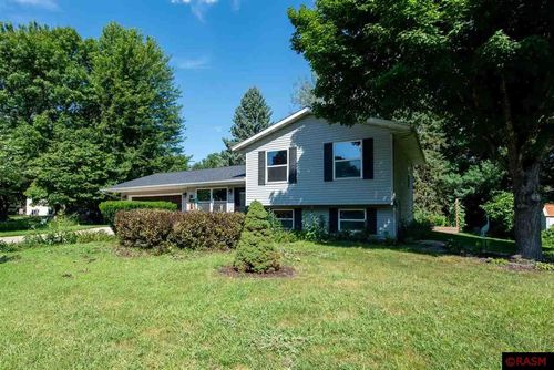 1704 Mission Ln, Saint Peter, MN, 56082-1618 | Card Image