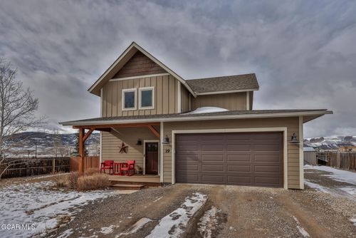 19 La Plata Dr, Granby, CO, 80446-5252 | Card Image