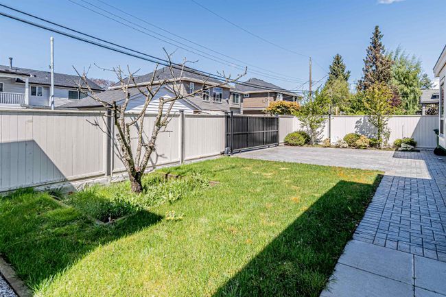 10431 Seaham Crescent, House other with 6 bedrooms, 7 bathrooms and 7 parking in Richmond BC | Image 33