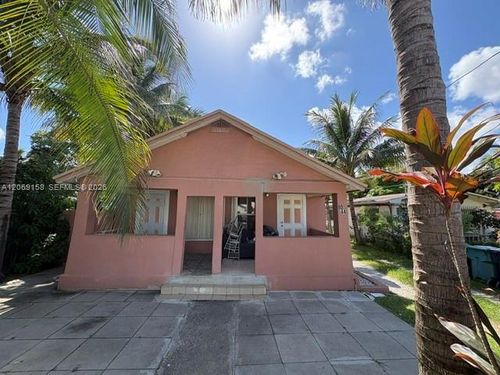 8044 Nw 1st Pl, Miami, FL, 33150-3028 | Card Image