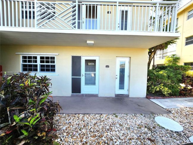 APT-149 - 1951 Ne 39 Th St, Condo with 2 bedrooms, 2 bathrooms and null parking in Lighthouse Point FL | Image 24