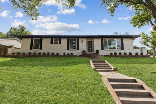 9959 E Lake Highlands Dr, Dallas, TX, 75218-2286 | Card Image