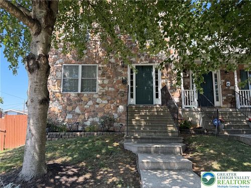 1334 Easton Road, Hellertown Boro, PA, 18055 | Card Image
