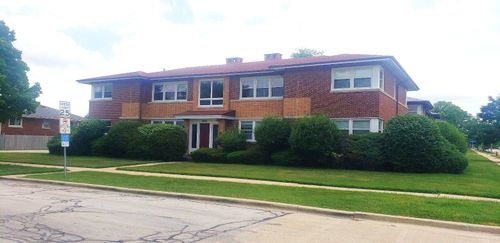 1e-10351 Dickens St, Westchester, IL, 60154-3559 | Card Image