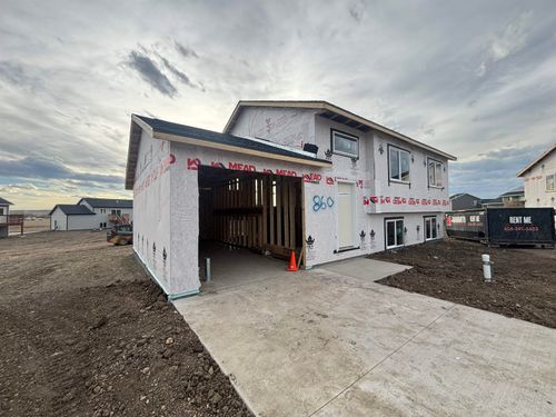 860 Bushnell Ct, Box Elder, SD, 57719-8042 | Card Image