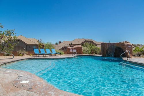4285 E Razor Ridge Dr, Washington, UT, 84780-8819 | Card Image