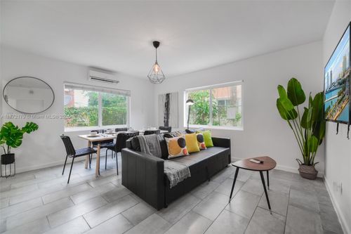 apt-11-515 Ne 82nd St, Miami, FL, 33138-4071 | Card Image