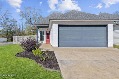 134 Twin Meadow Ln, Lafayette, LA, 70508-8326 | Card Image