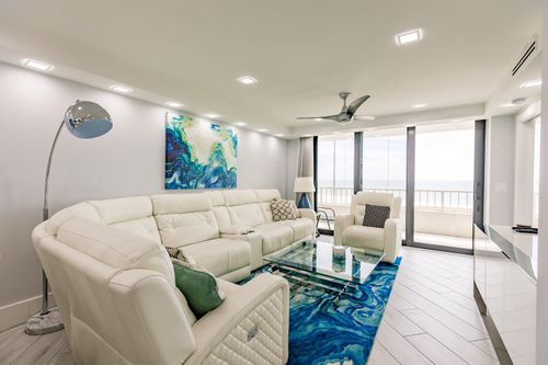 1905-440 Seaview Court, MARCO ISLAND, FL, 34145 | Card Image