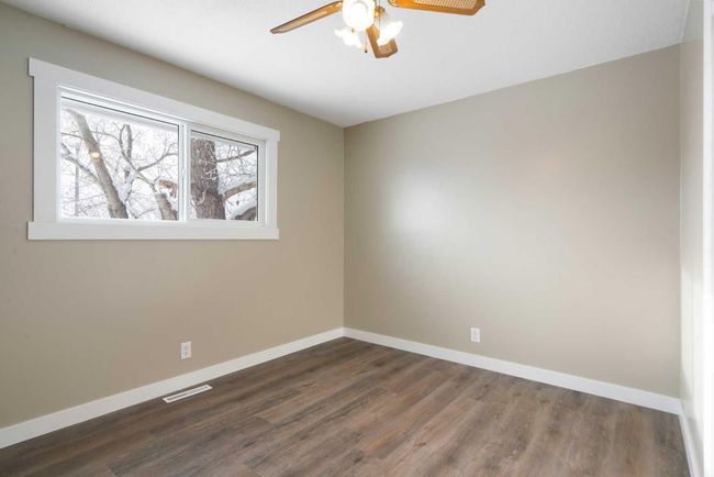 221 Frederick Avenue W, House other with 3 bedrooms, 1 bathrooms and 1 parking in Standard AB | Image 24