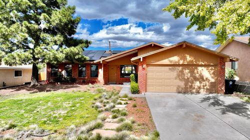 10813 Hagen Rd, Albuquerque, NM, 87111-1813 | Card Image