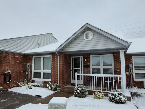 4-226 Vansickle Rd, Saint Catharines, ON, L2S2S7 | Card Image