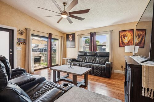 1237 Nw 123rd Ter, Pembroke Pines, FL, 33026-3812 | Card Image