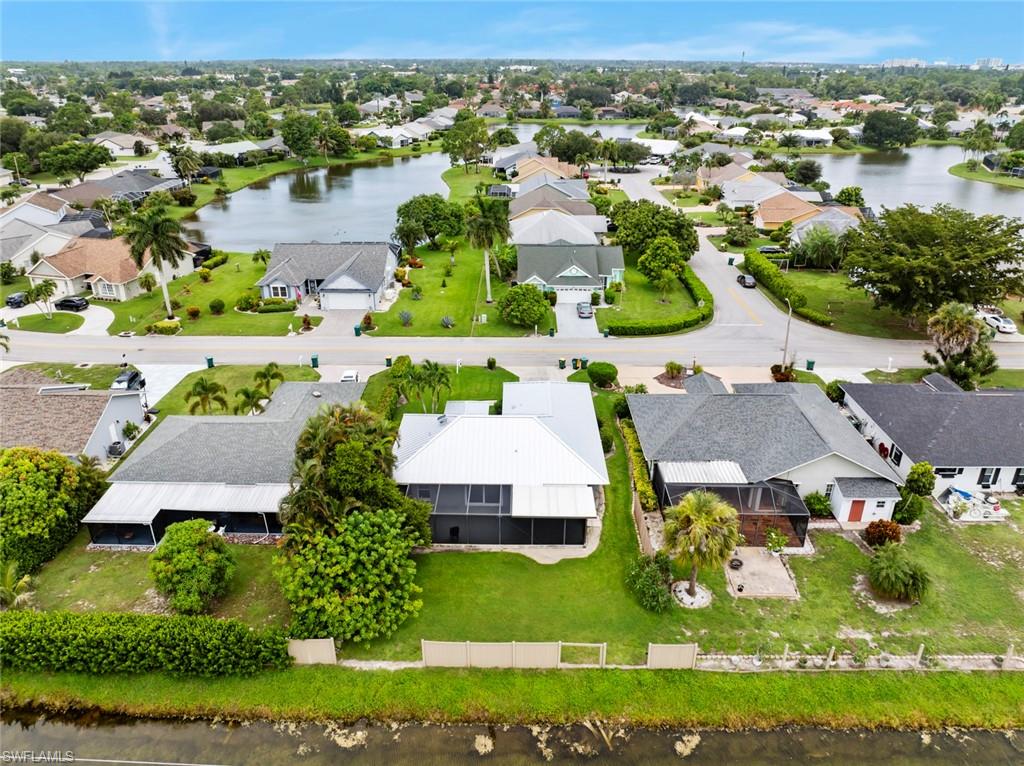 Residential in NAPLES 4
