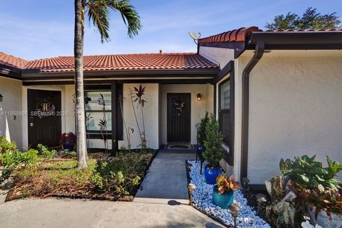 2g-14970 Sw 49th Ln, Miami, FL, 33185 | Card Image