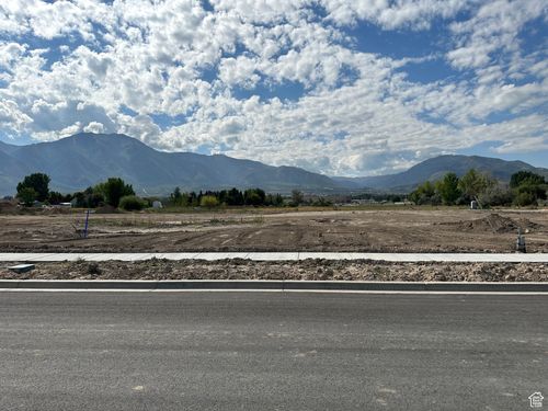 10-173 W 650 N, Salem, UT, 84653 | Card Image